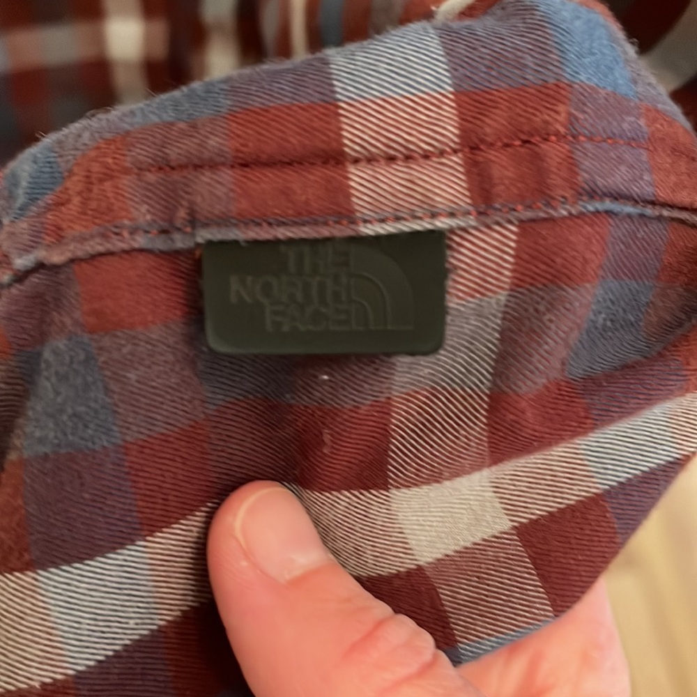 The North Face Button Down Lightweight Flannel - image 3